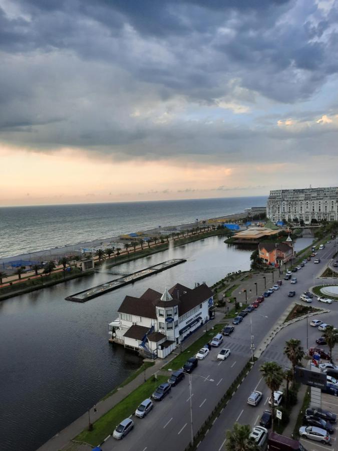The Best Beach Aparthotel Orbi City Батуми Экстерьер фото